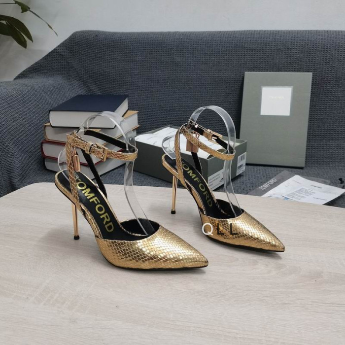 Tom Ford Snake Pattern Padlock Pointed Toe Pumps In Gold