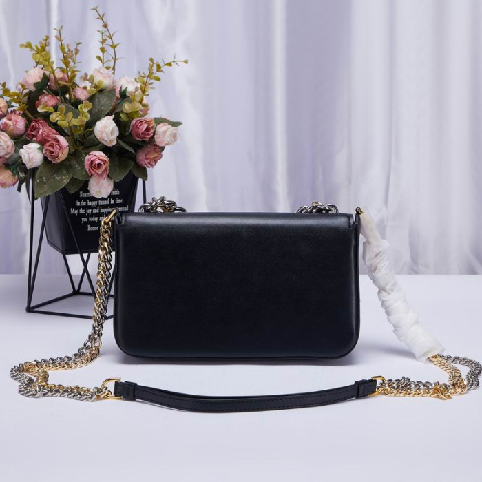 Tom Ford Gold Silver Chain full leather Shoulder Bag Purse Leather In Black 