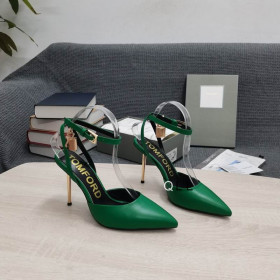 Tom Ford Leather Padlock Pointed Toe Pumps In Green