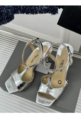 Tom Ford 10.5cm Metal Chain Stamped Crocodile Leather Angelina Sandal In Silver