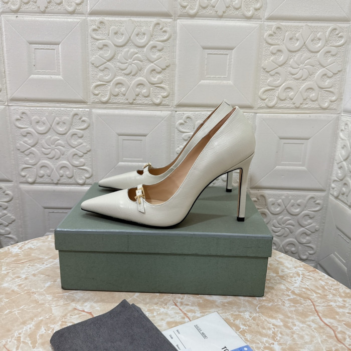 Tom Ford 10.5 cm Crocodilo de Impressão Apontou Toe de Salto Alto Na cor Branca