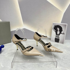 Tom Ford 7,5 cm Duas Cinta Metálica-Tampão do Dedo do pé de Couro Bombas Em Damasco