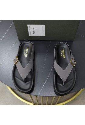 Tom Ford Homens de Couro Fabuloso Palma Chinelos de quarto, No Cinza