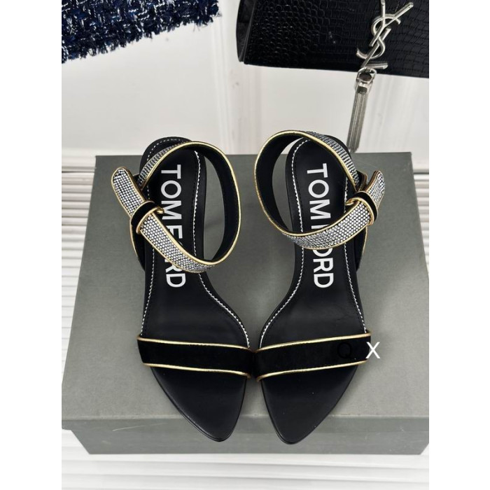 Tom Ford 10cm Bársony Aszimmetrikus Kristály Szandál A Black08