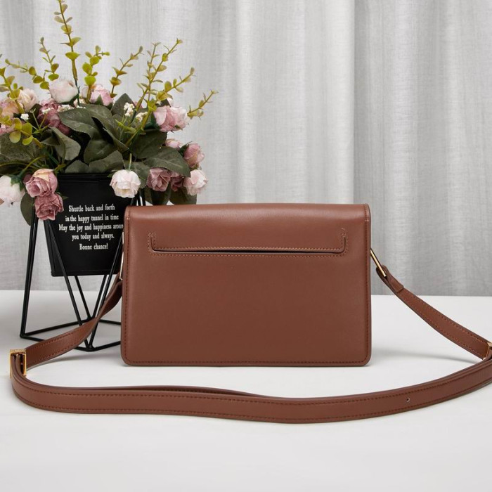 Tom Ford Bőr, Arany Logó Csat Mini Váll Táska, Barna 