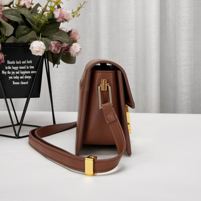 Tom Ford Bőr, Arany Logó Csat Mini Váll Táska, Barna 