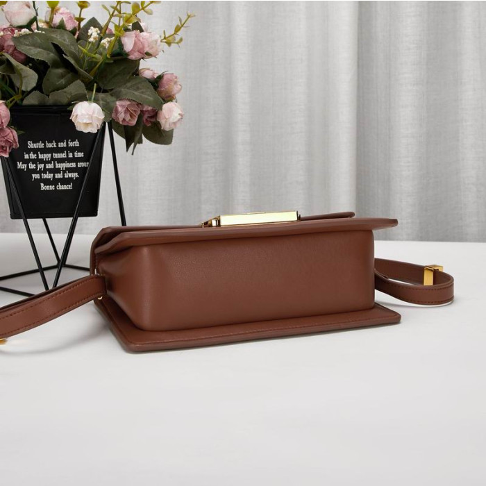 Tom Ford Bőr, Arany Logó Csat Mini Váll Táska, Barna 