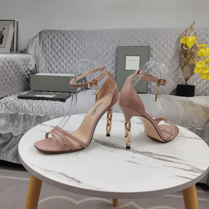 Tom Ford 10,5 cm-es Bőr Fém Lánc Magas Sarkú Szandál Rózsaszín