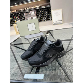 Tom Ford Dubh Saintréithe Íseal-Barr Sneaker I Dubh