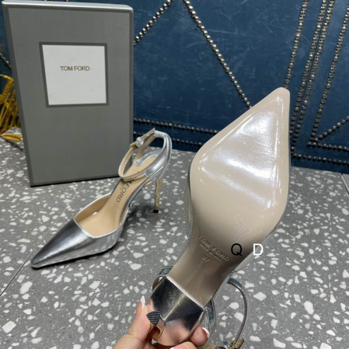 Tom Ford 10.5 cm in Pelle Pompe In Argento