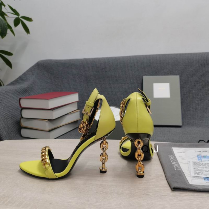 Tom Ford In Pelle Catena Di Metallo Appuntito Sandalo In Giallo