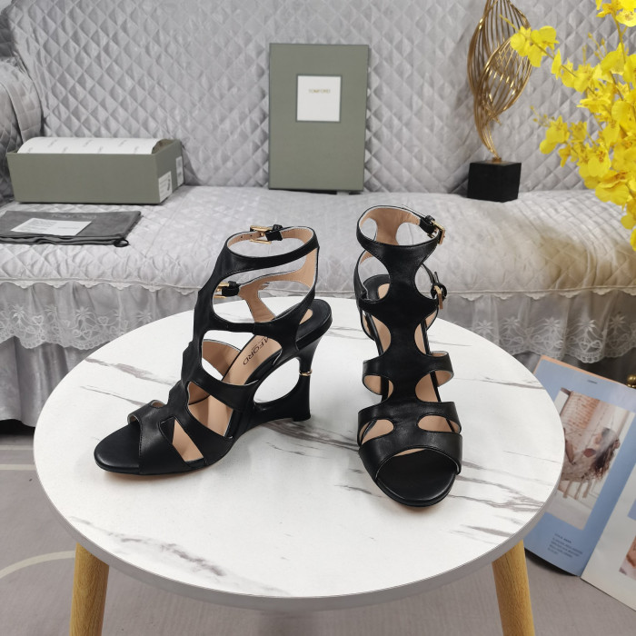 Tom Ford 11cm in Pelle Lucida Paradis Gabbia Sandalo In Nero