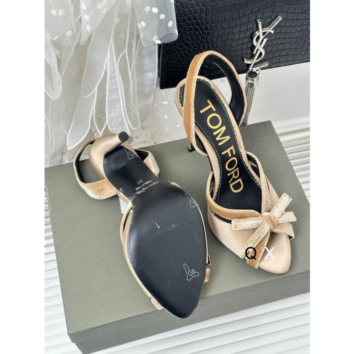 Tom Ford Velvet Bow Sandalo In Albicocca