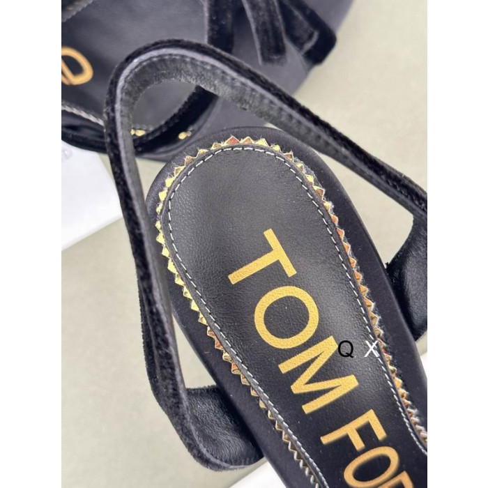 Tom Ford Velvet Bow Sandalo In Nero