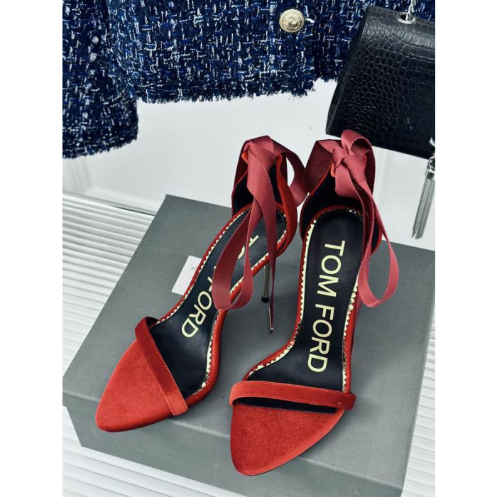 Tom Ford 10cm in Raso di Seta Hollow Strap Sandalo In Rosso