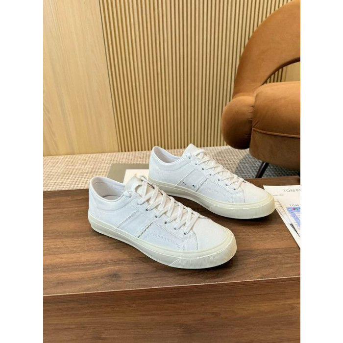 Tom Ford Camoscio Cambridge Sneakers In Bianco 009