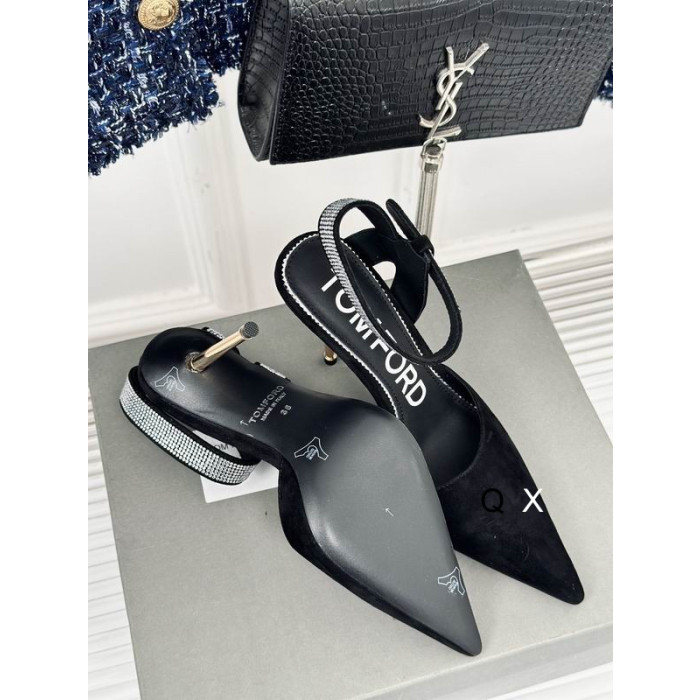 Tom Ford(トム-フォード10cmベルベットの非対称の結晶トポンプBlack01