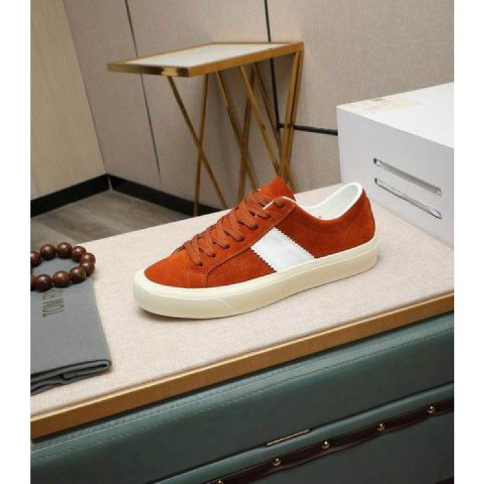 Tom Ford(トム-フォードスエードブースのホームページ、オレンジ004