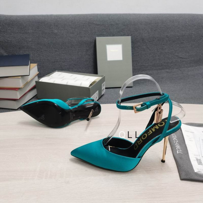 Tom Ford Laminert Nappa Skinn Hengelås Spisse Toe Pumps I Lake blå