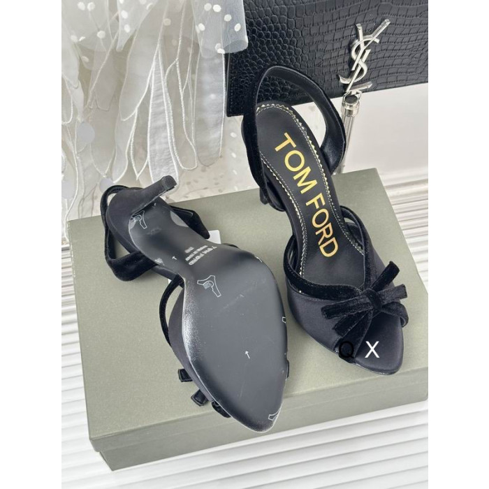 Tom Ford Fløyel Bue Sandal I Svart
