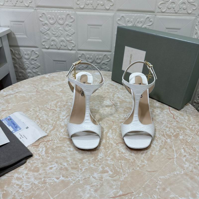 Sandały Angelina na Metalowym Łańcuszku z Wężowej Skóry Tom Ford Tłoczone 10,5 cm Kolor Biały