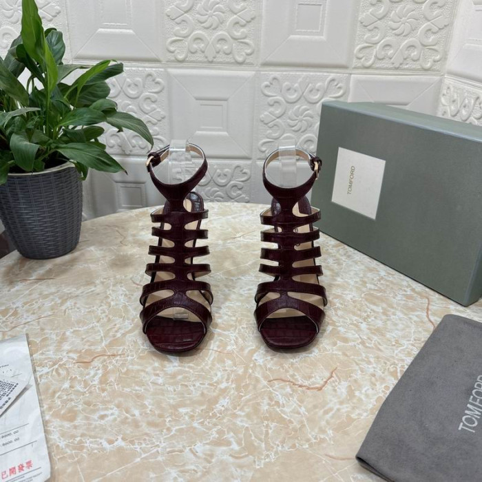 Sandały Paradis Cage od Tom Ford z Fakturą Krokodylej Skóry 10,5 cm kolor Bordowy