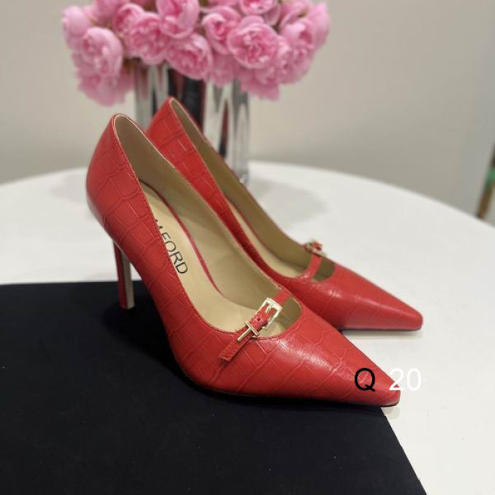 Czółenka Tom Ford z Ostrym Czubkiem i Klamrą z Krokodylej skóry z Wytłoczonym 10 cm Czerwony