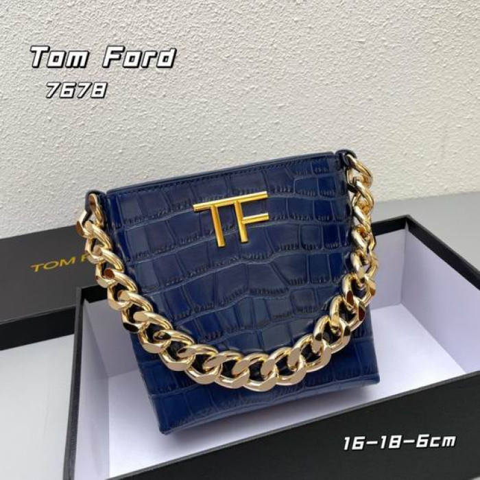 Torba pod Pachami Z Wzorem Krokodylej Skóry na Grubym Łańcuchu Tom Ford Niebieski