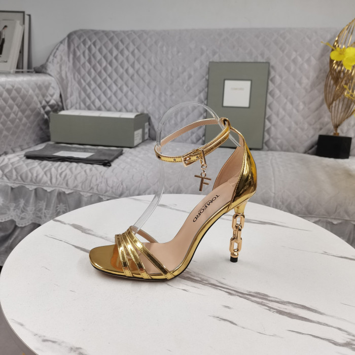 Sandały na Wysokim Obcasie Tom Ford Z Metalowym Łańcuchem o Długości 10,5 cm Ze Skóry i Złota