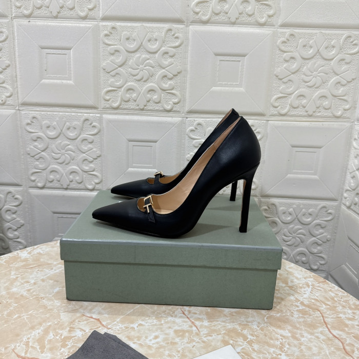 Tom Ford Na Wysokim Obcasie Ze Skóry Ze Spiczastym Czubkiem o Długości 10,5 cm Kolor Czarny