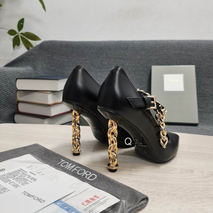 Tom Ford Piele Lanț De Metal A Subliniat Tocuri Înalte, În Negru