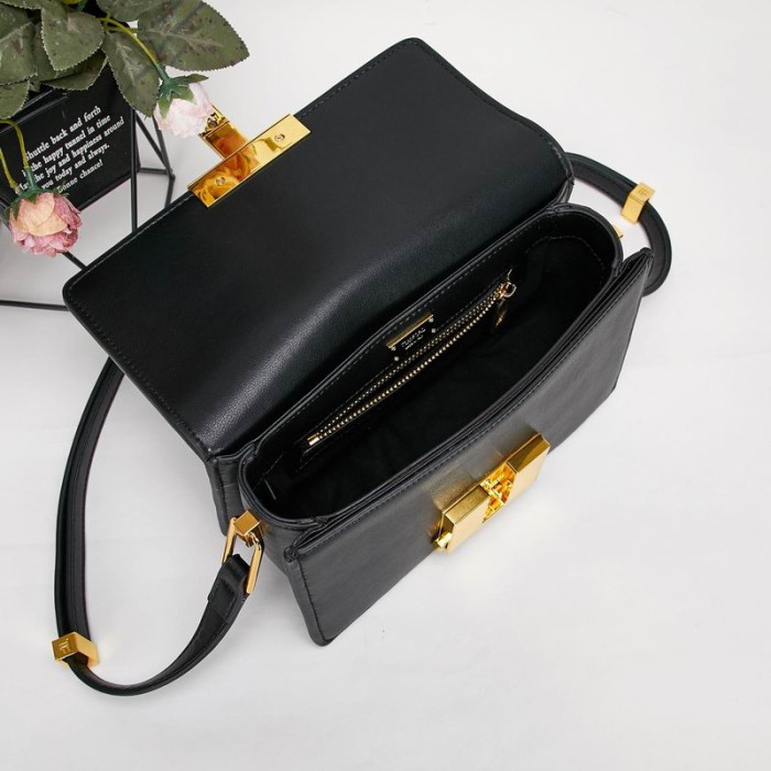Tom Ford Piele Și Aur Catarama Logo-Ul Mini-Geantă De Umăr Negru 