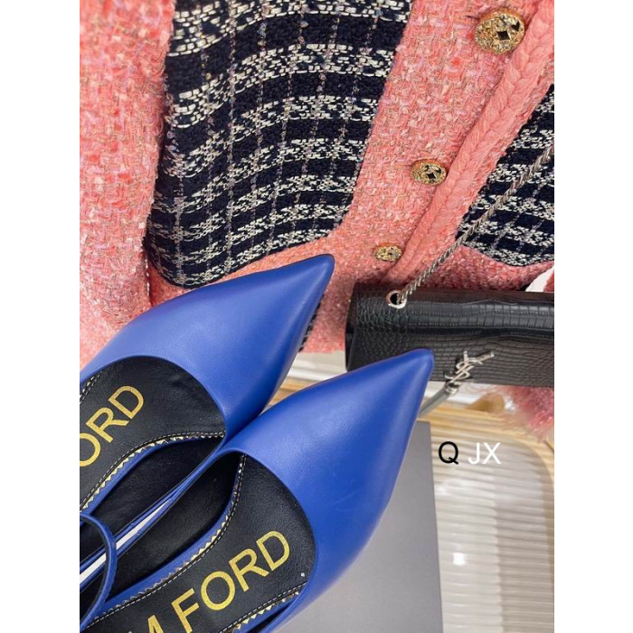 Tom Ford Kožené Visiaci Zámok Členok Zábal Ukázal Prst Čerpadlá V Modrej