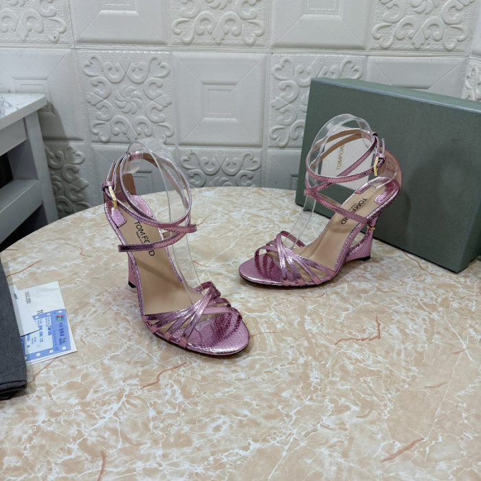 Tom Ford 10.5 cm Hada Tlače Strappy Vysokým Podpätkom Sandál V Ružovej