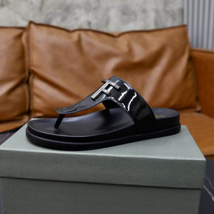 Tom Ford Mužov lakovanej Kože Flip Flops V Black01