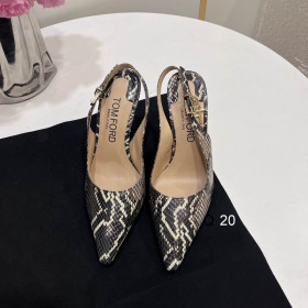 Tom Ford 10 cm Angelina Slingback Topánky v Plastický Python V Čiernej farbe