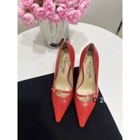 Tom Ford 10 cm Plastický Krokodílej Kože Opasku Pointy-Toe Čerpadlá V Červenej farbe