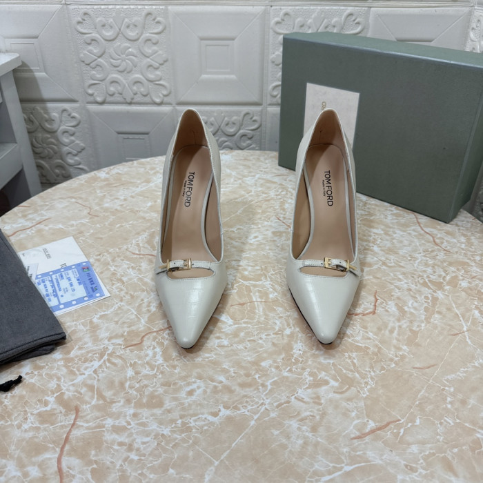 Bijele Cipele na visoku Petu S Oštrim Vrhom i Крокодиловым po cijeloj površini Tom Ford dužina 10,5 cm