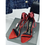 Tom Ford 10cm İpek Kurdele Kadife Sandalet Kırmızı