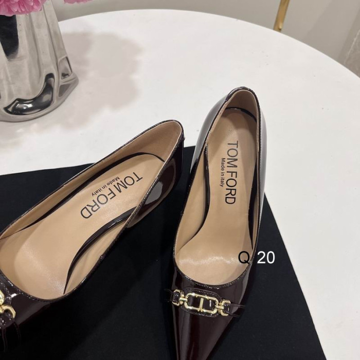 Tom Ford 10cm de Cuero de Patente de Whitney bombas En Marrón Oscuro