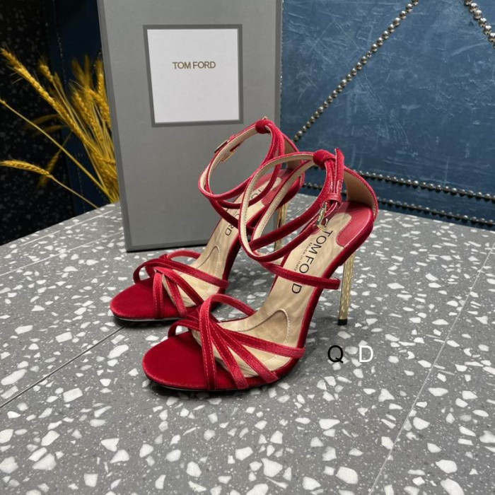 Tom Ford 10.5 cm de Terciopelo Ida de la Sandalia En color Rojo
