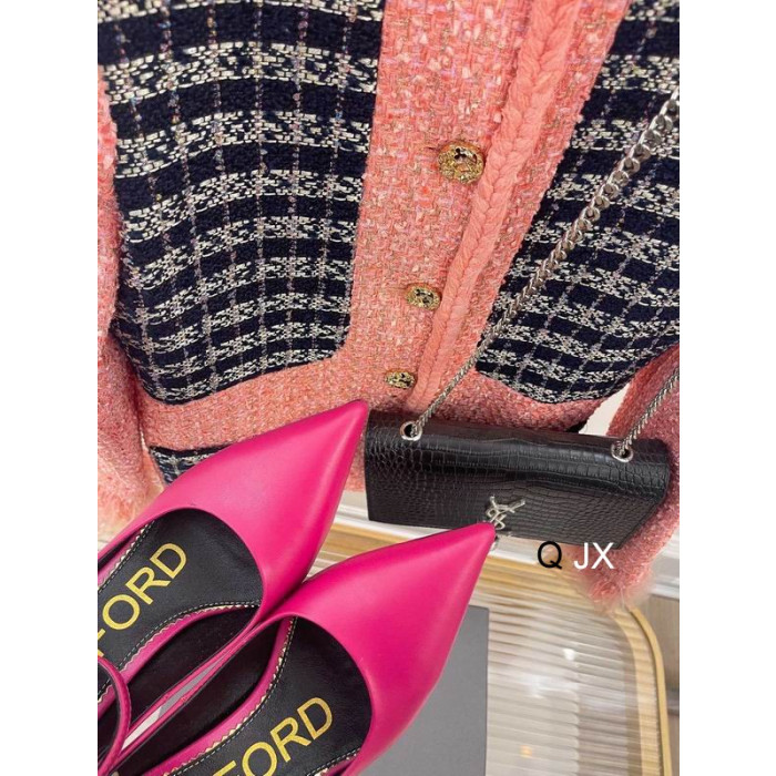 Tom Ford Modelo De Cocodrilo Candado De Tobillo Abrigo Punta Del Dedo Del Pie Bombas De Color Rosa