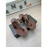 Tom Ford Cuero Liso Brighton Sandalia En Color Marrón