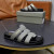 Tom Ford de los Hombres de Cuero Flip Flops En Grey01