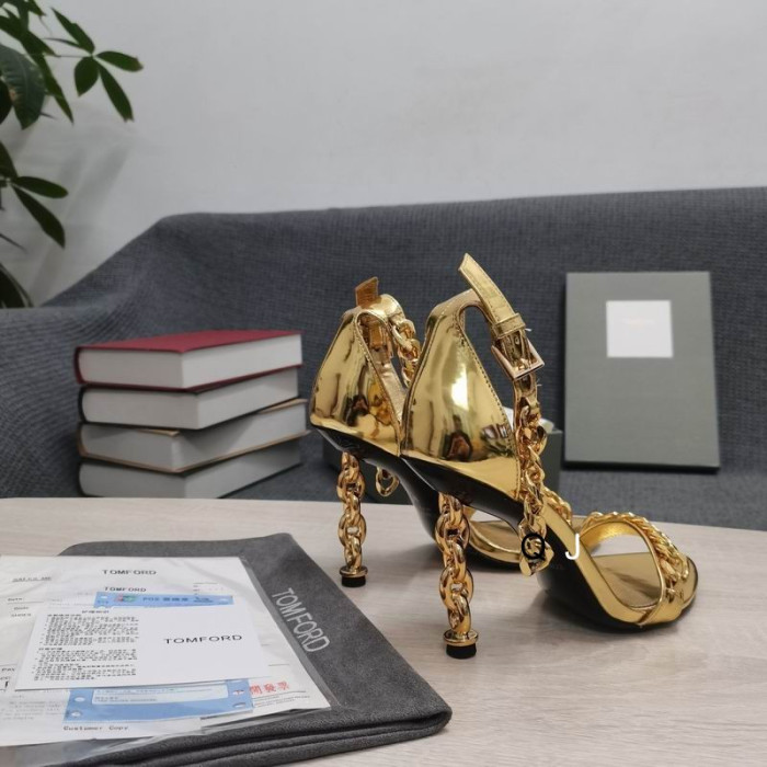 Tom Ford Patent Læder Metal Kæde Pegede Sandal I Guld