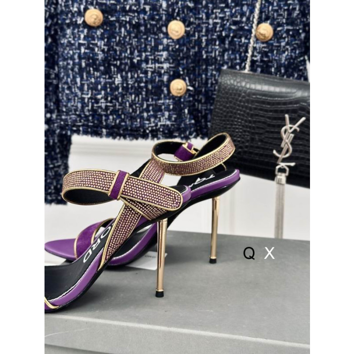 Tom Ford 10cm Velvet Asymmetrische Crystal Sandaal In Purple07