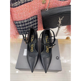 Tom Ford Leer Hangslot Ankle Wrap Spitse Teen Pumps In Zwart