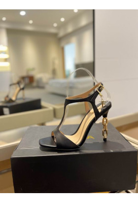 Tom Ford 10,5 cm Glanzend Leer Gouden Ketting Angelina Sandaal In het Zwart