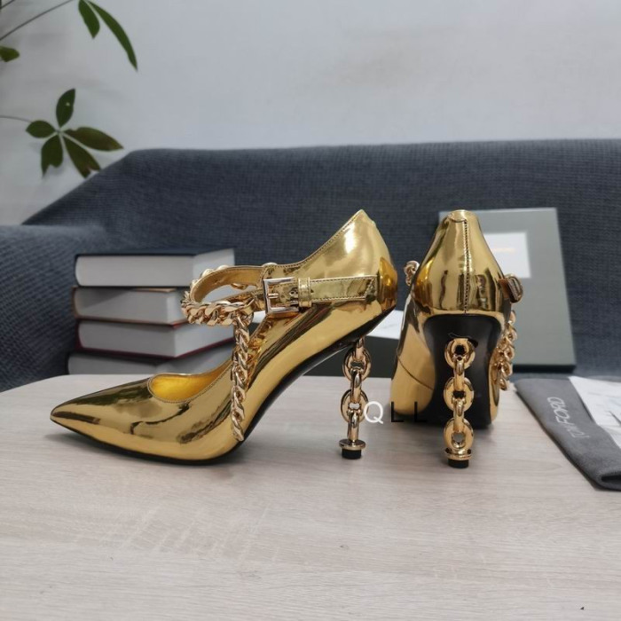 Tom Ford Patentti-Nahka Metalli Ketju Huomautti Korkokengät Kultaa