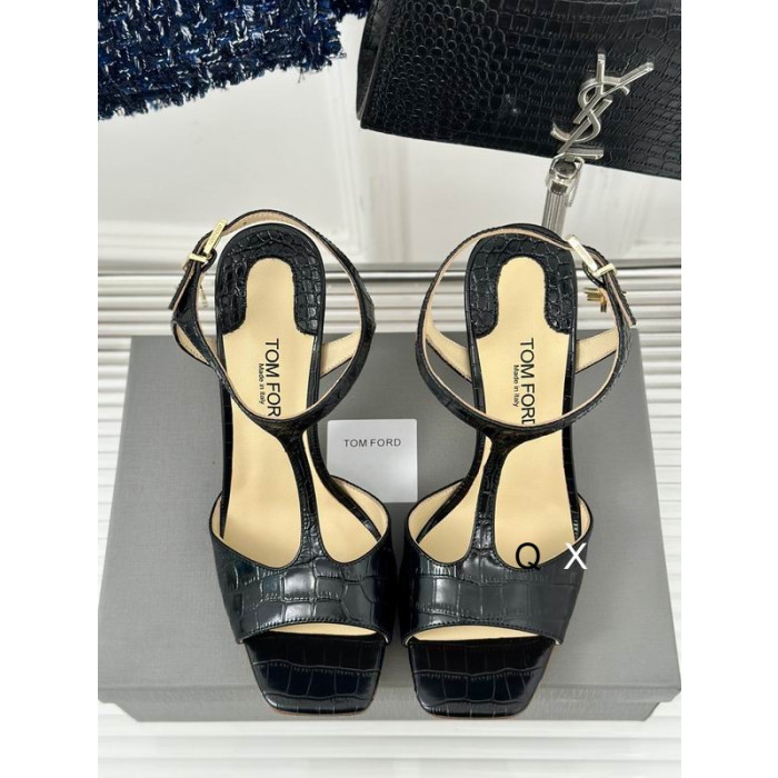 Tom Ford 10.5 cm Chaine en Métal Estampé Crocodile de Cuir de Angelina Sandale En Noir